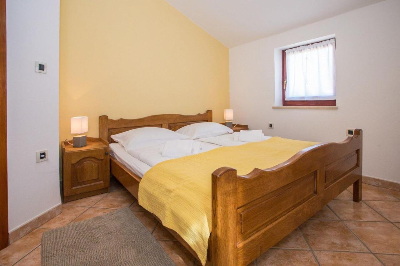 Apartment Nini Porec Esterno foto